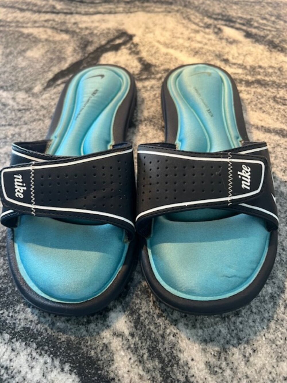 Nike Women's Comfort Footbed Slide Sandals plush cushioning Size 8